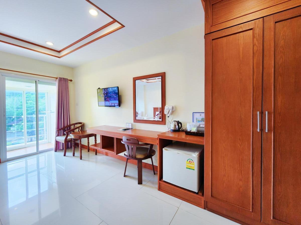 Phaithong Sotel Resort Chalong Exterior photo