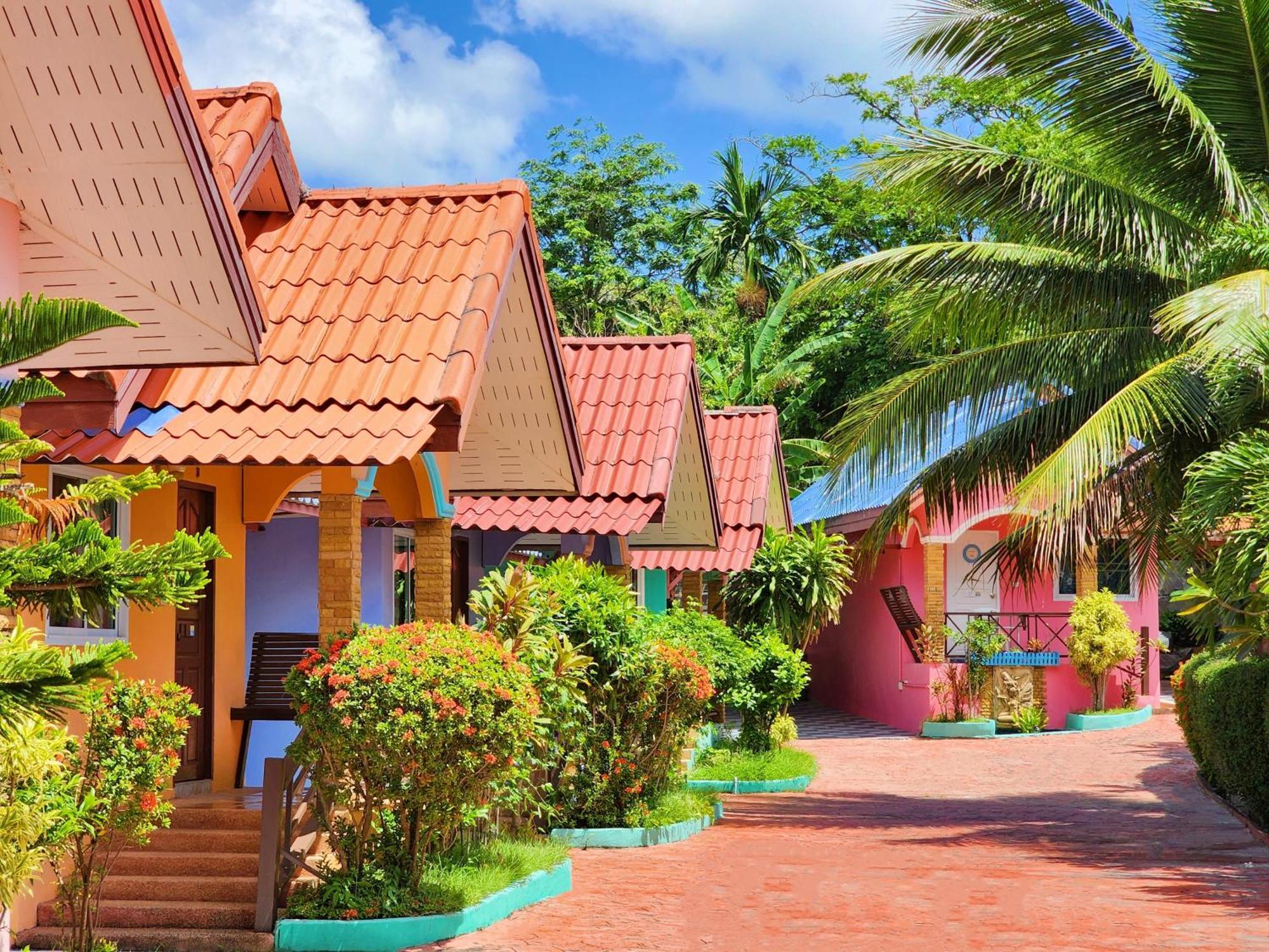 Phaithong Sotel Resort Chalong Exterior photo